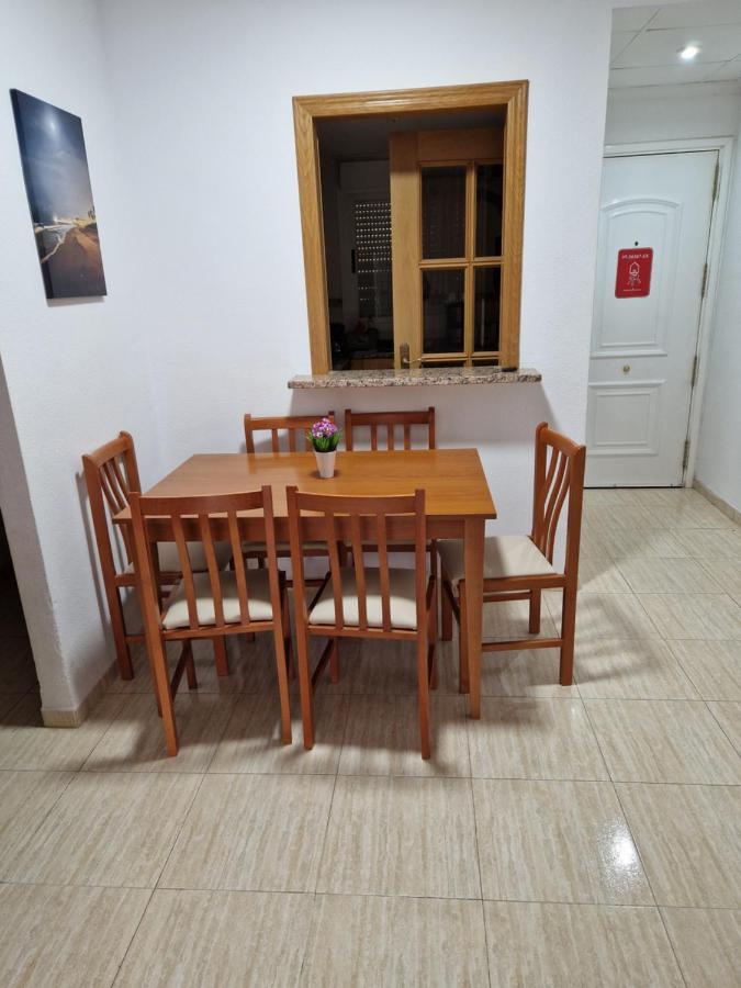 Schoene Ferienwohnung Ca. 350M Vom Strand Entfernt Oropesa del Mar Ngoại thất bức ảnh
