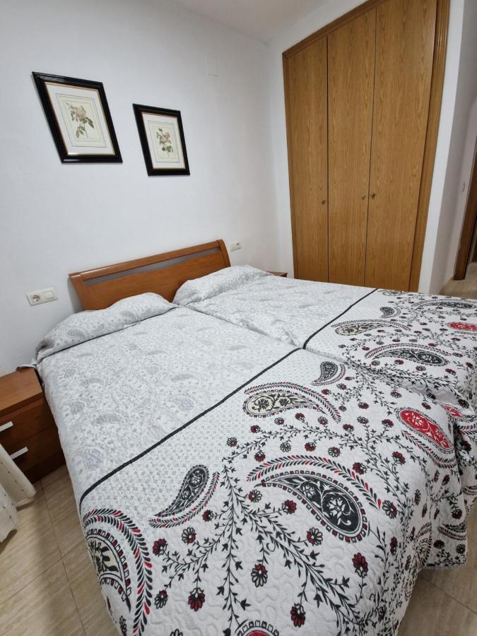 Schoene Ferienwohnung Ca. 350M Vom Strand Entfernt Oropesa del Mar Ngoại thất bức ảnh